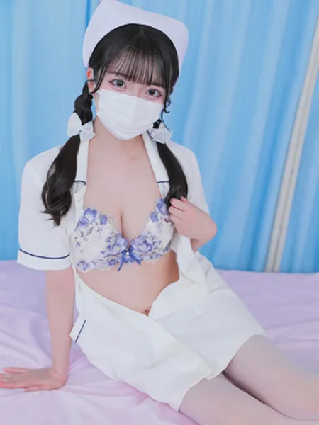 南ひなの写真2枚目