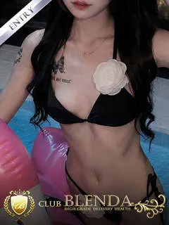 Chloe クロエの紹介写真