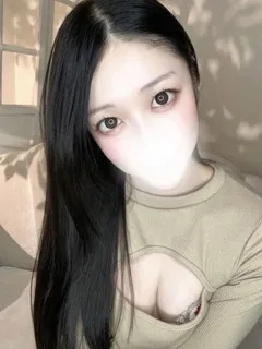 サナ/23歳 - (ロボットデリヘル)