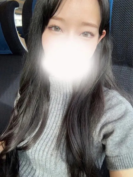 ミナの写真2枚目