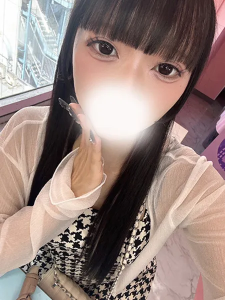 エマの写真1枚目