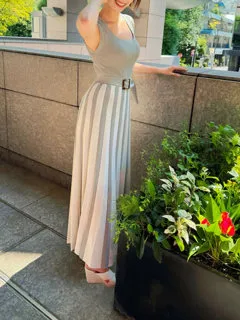 エオス/嶋崎あいか(37歳)風俗という概念を覆す惚れ惚れするような美貌
ル...