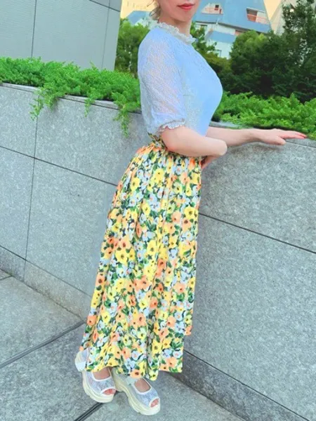 柳さとこの写真3枚目