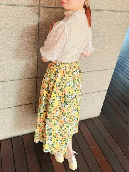 柳さとこの写真4枚目