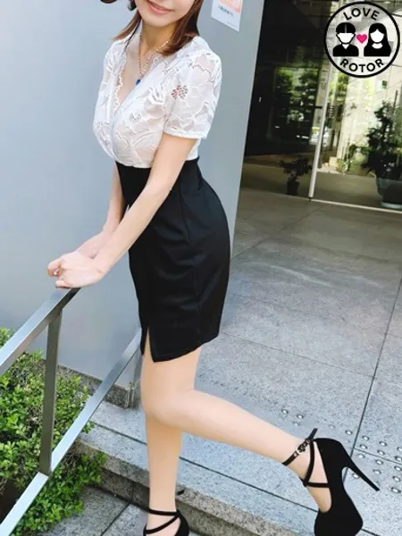 出口なつきの写真1枚目