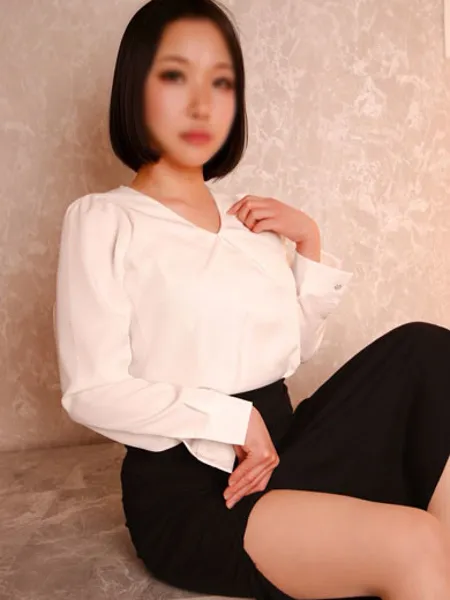 東条こゆきの写真2枚目