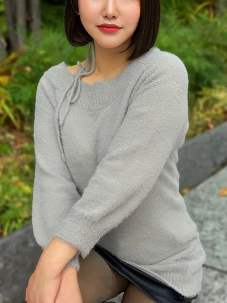 東条こゆきの写真1枚目