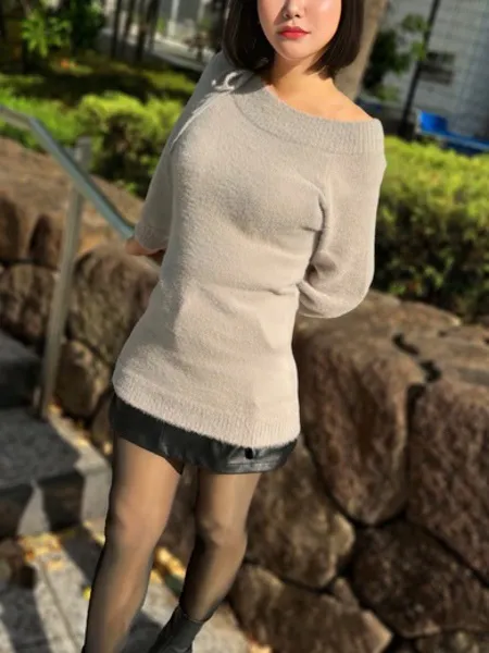東条こゆきの写真2枚目