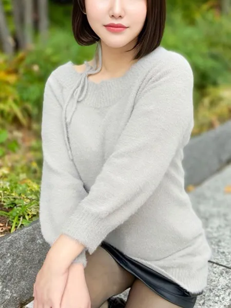 東条こゆきの写真1枚目