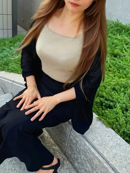 小嶋れいなの写真1枚目