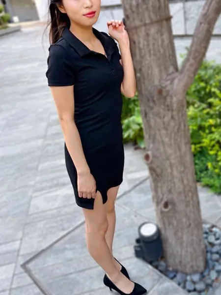 白川さらの写真2枚目