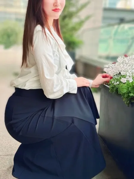 綾瀬ことはの写真3枚目