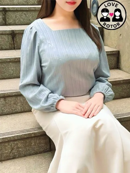 石原ももの写真1枚目