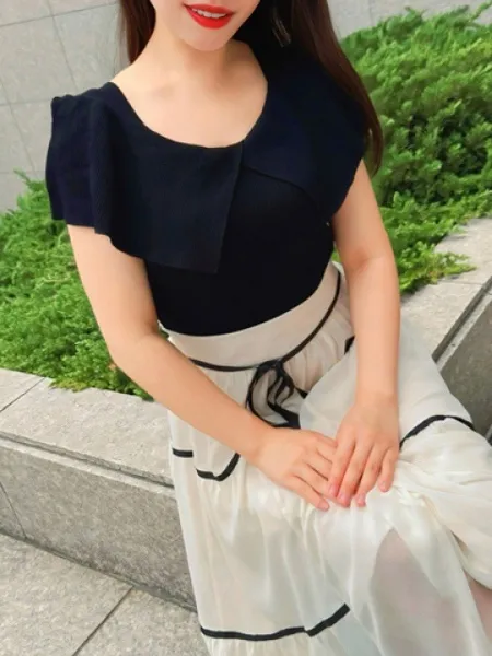 小西あんずの写真1枚目