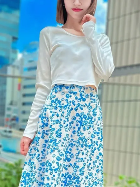 桜井ななの写真2枚目