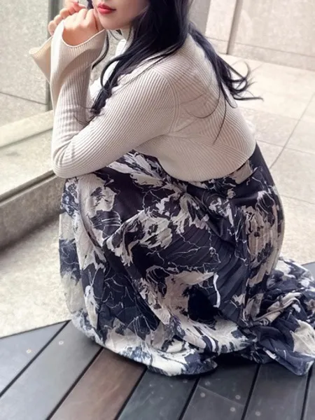 朝霧しのの写真1枚目