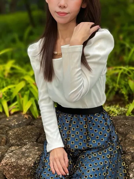 加藤めいの写真1枚目