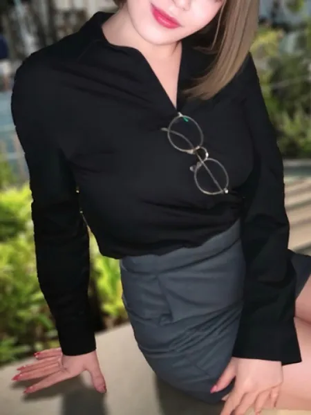 橘りんかの写真2枚目