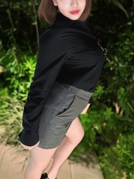 橘りんかの写真3枚目