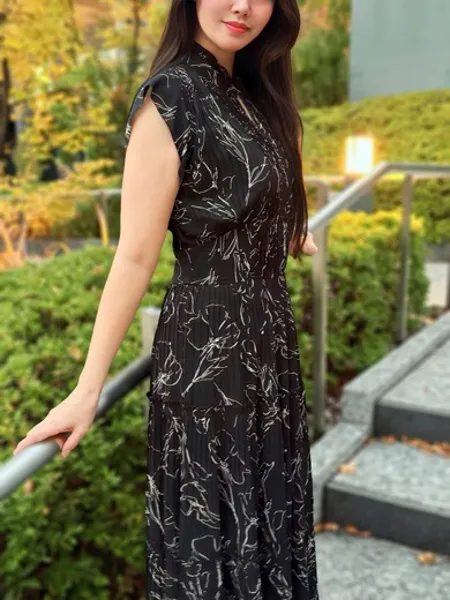 白石すみれの写真2枚目