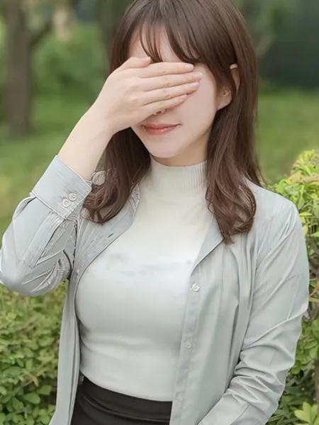 高比良こなつの写真1枚目