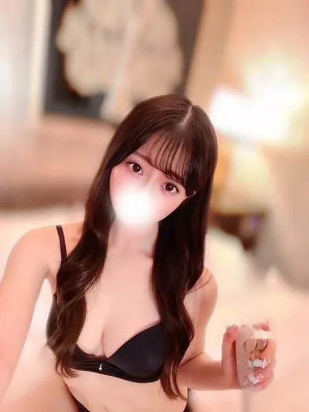 三浦ななみの写真3枚目