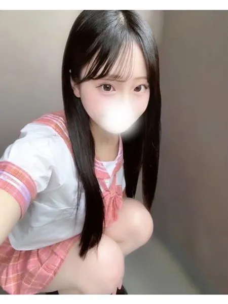 椎名くるみの写真1枚目