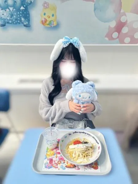 一橋ゆいかの写真2枚目