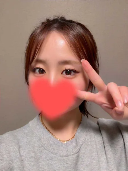 ことの写真2枚目