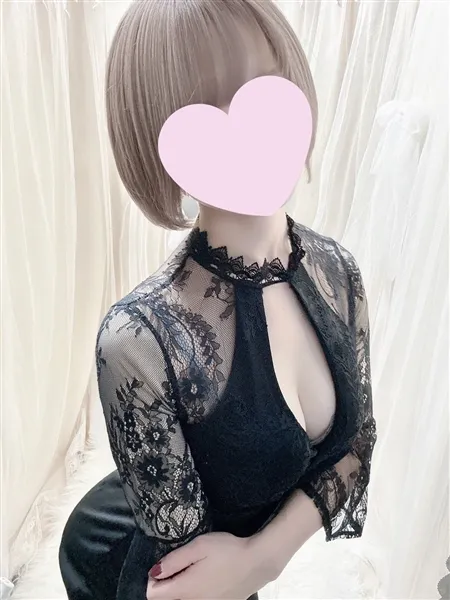 小夜つきなの写真1枚目