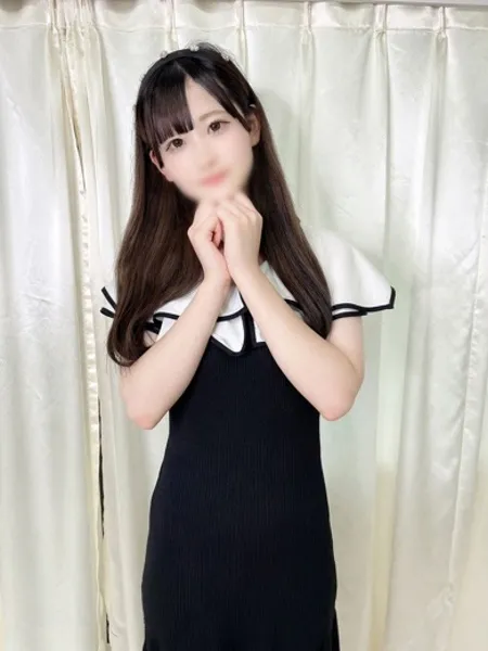 りなの写真1枚目