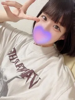 アイフルバック/ゆらの(19歳)業界未経験
妹タイプのかわいいロリ系