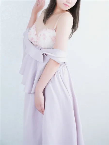 川岸ゆうなの写真4枚目
