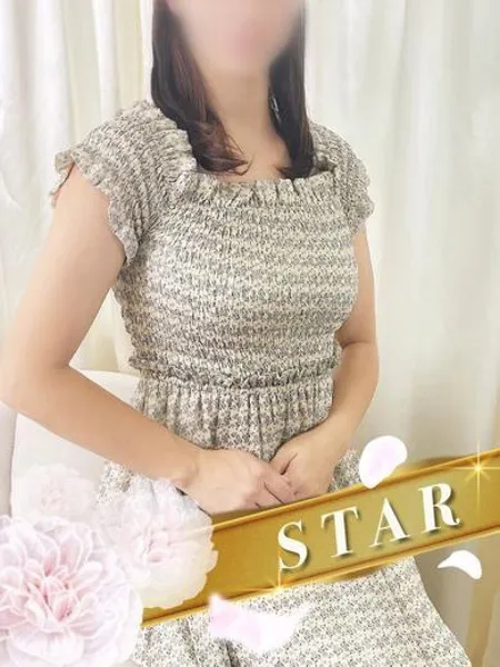 一色かなでの写真1枚目