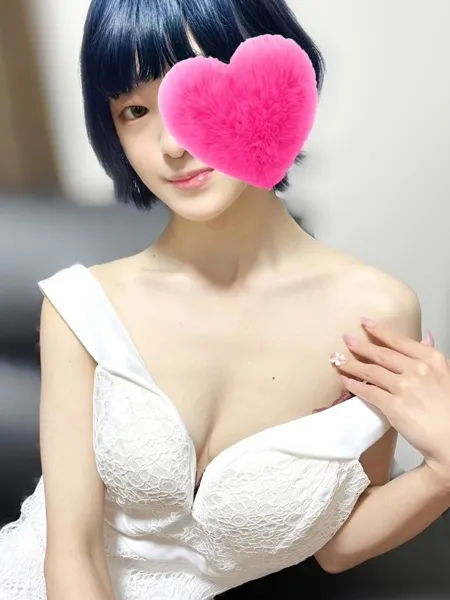 しおりの写真3枚目