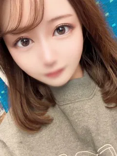 みみ/19歳 - (E+アイドルスクール)