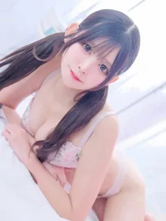 なつめ/21歳 - (E+アイドルスクール)