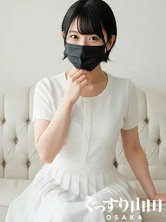 ぐっすり山田大阪店/しゅか(24歳)さっぱり系のショートカットが
特徴の彼女をご紹...