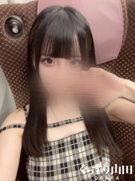 りなの写真1枚目