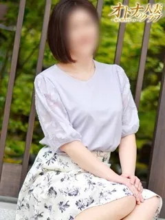 オトナの人妻クラブ/かえで(46歳)明るい笑顔とポジティブな性格で元気を与える素敵...