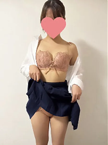 長谷川ゆいの写真3枚目