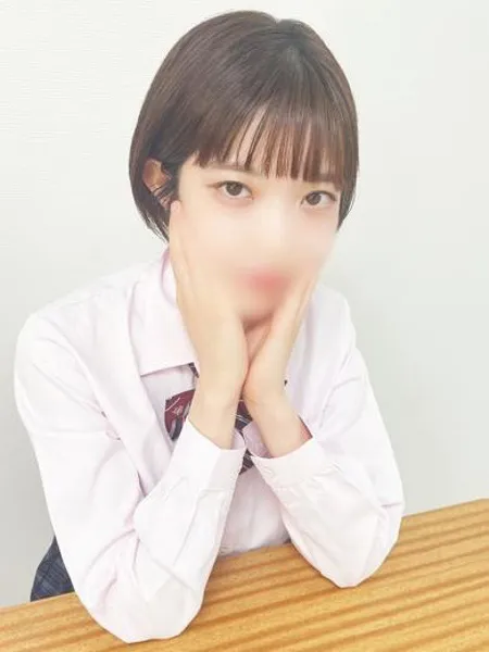 小林りかの写真1枚目