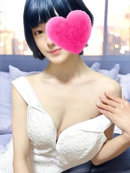 しおりの写真4枚目